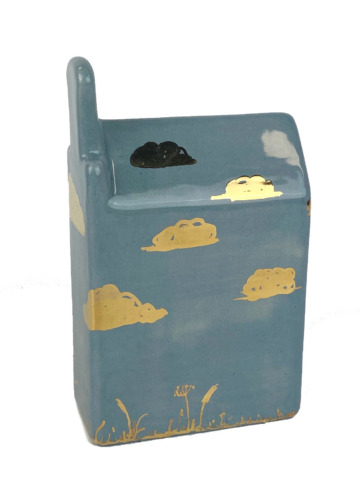 Huisje verhoogde halsgevel blauw wolken en vegetatie - Afbeelding 2